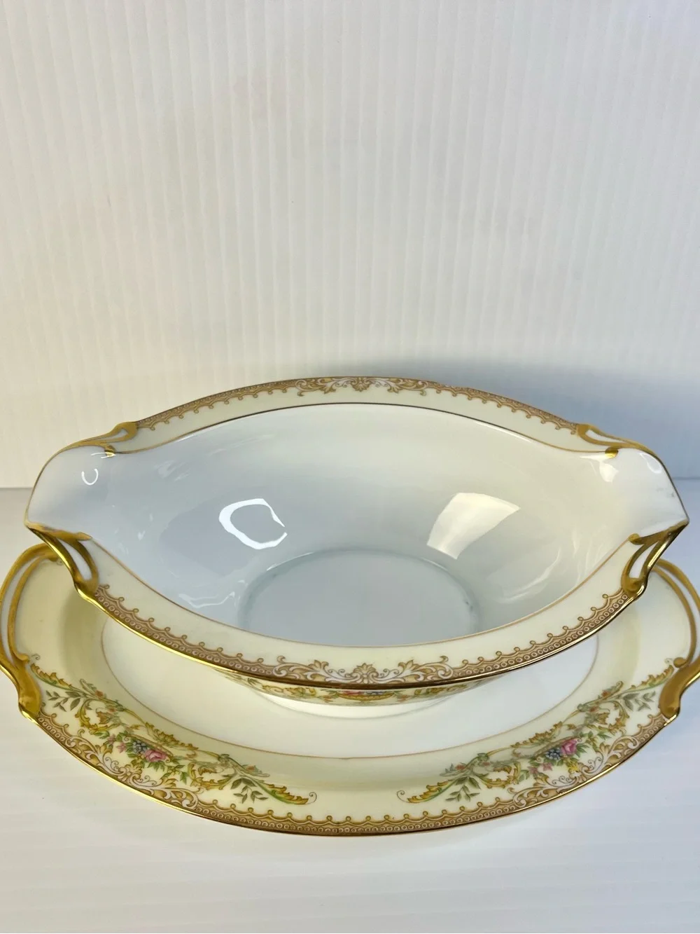 Noritake Nanette 683 Porcelain Floral Gold Gravy Boat & Underplate Set-AS IS